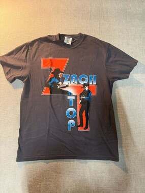 Comfort Colors Zach Top Graphic T-Shirt Gray Medium